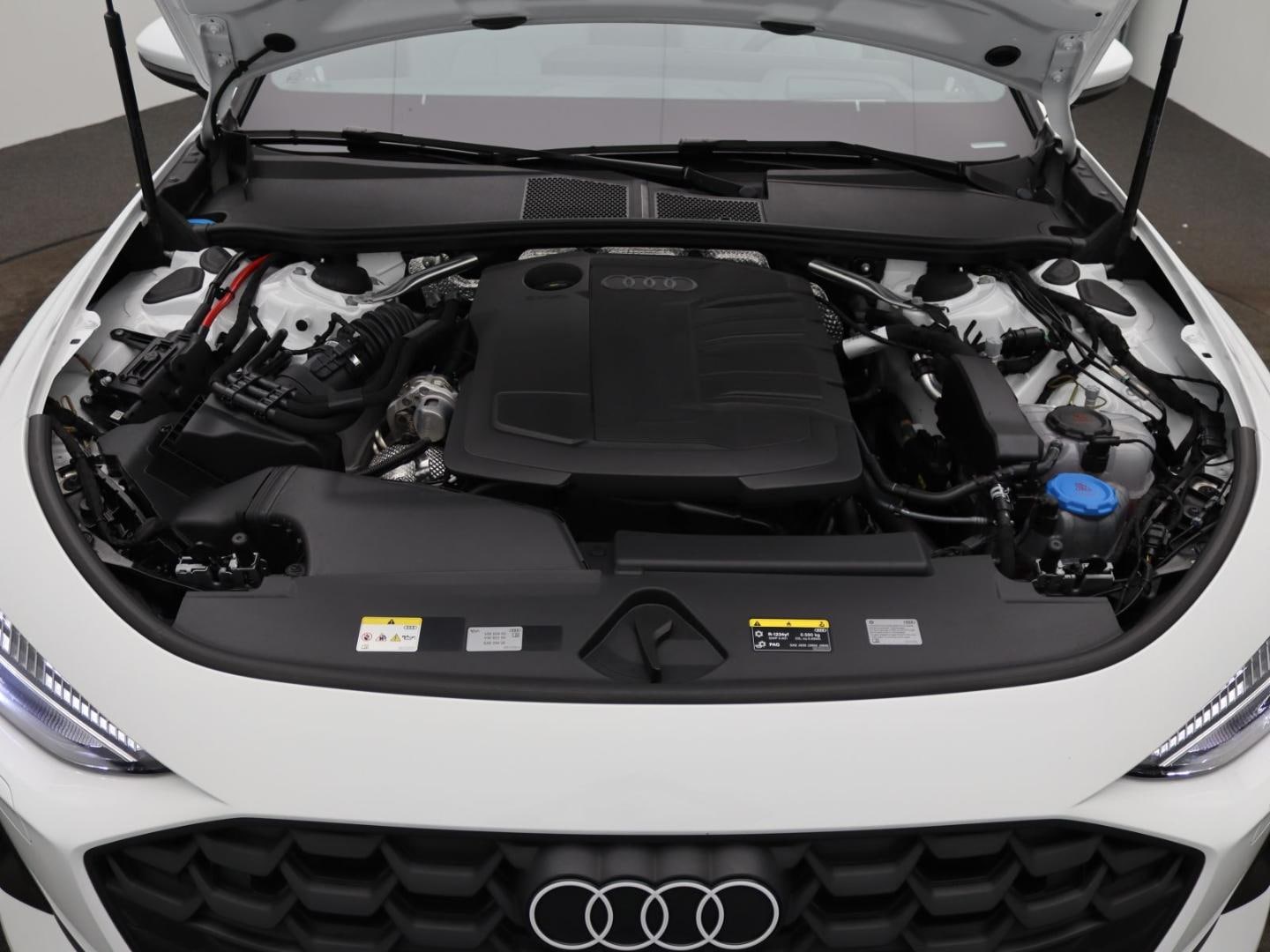 Bild über Audi A5 Limousine TDI 150 kW S tronic - für weitere Informationen kontaktieren Sie den Audi Partner