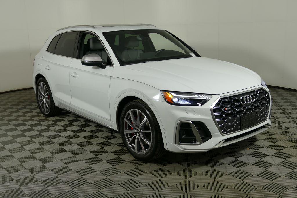 2023 Audi SQ5 Prestige's photo