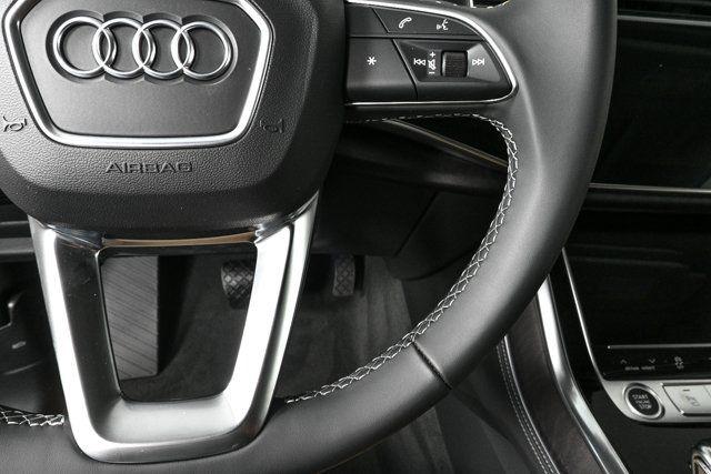 2025 Audi Q7 Premium Plus - Photo 11