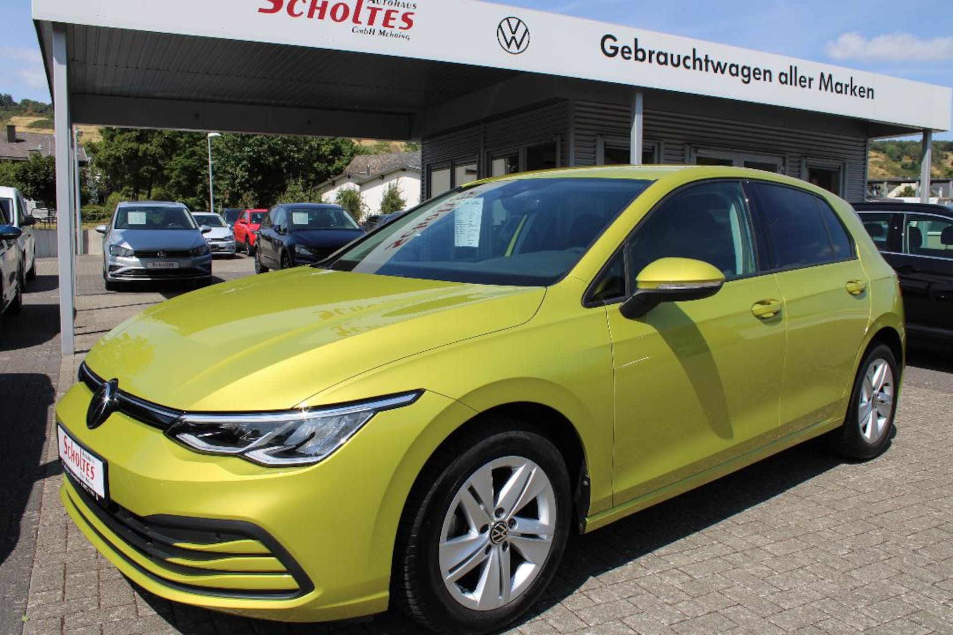 Volkswagen Golf Life
