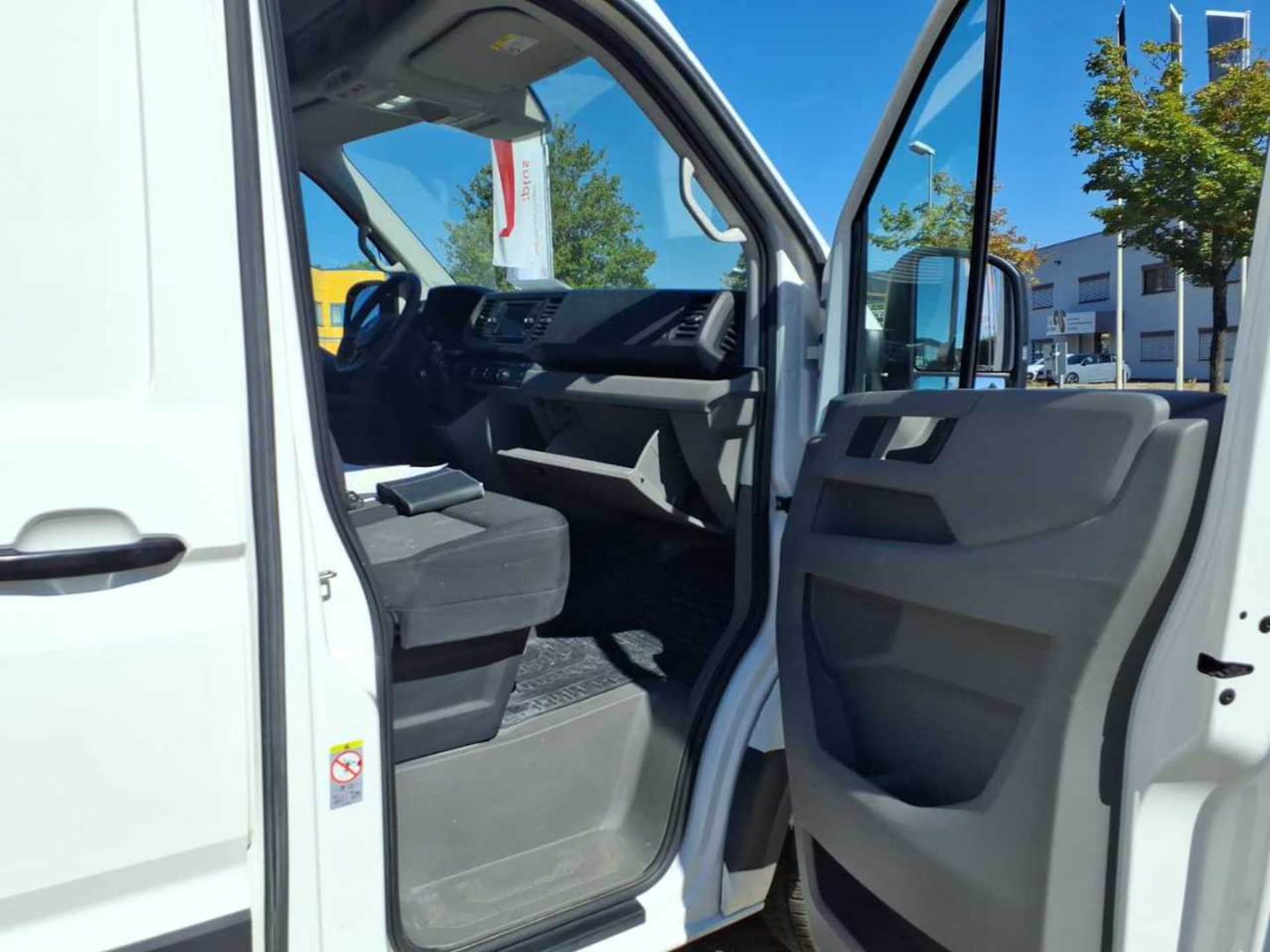 Volkswagen Crafter Kasten mittlerer Radstand
