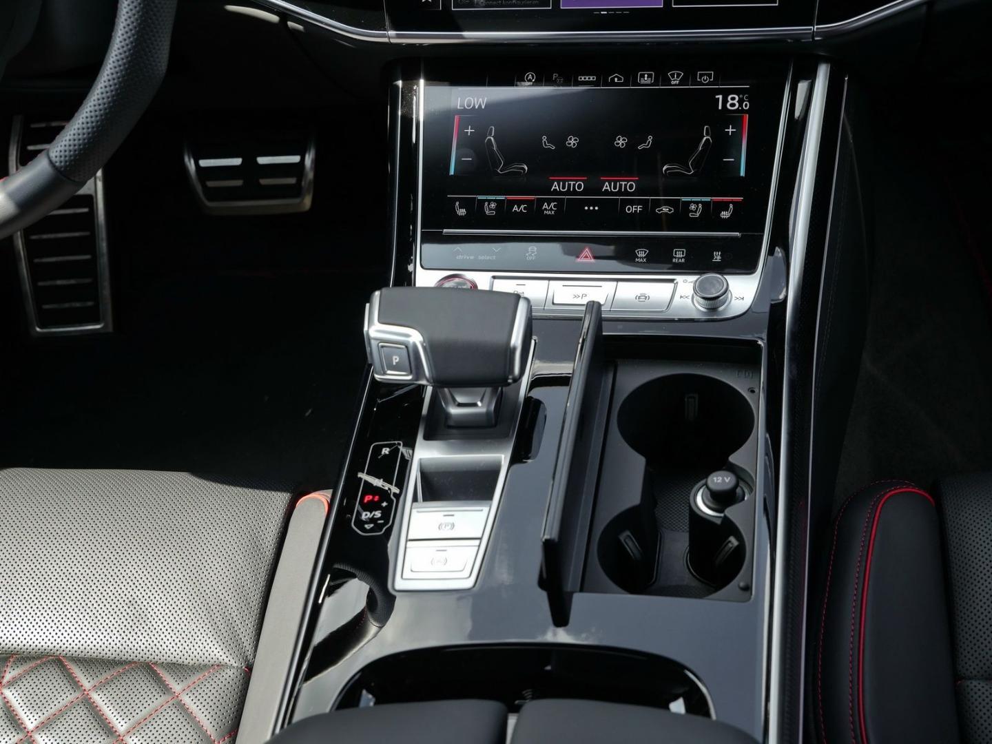 Image about Audi S8 TFSI quattro tiptronic