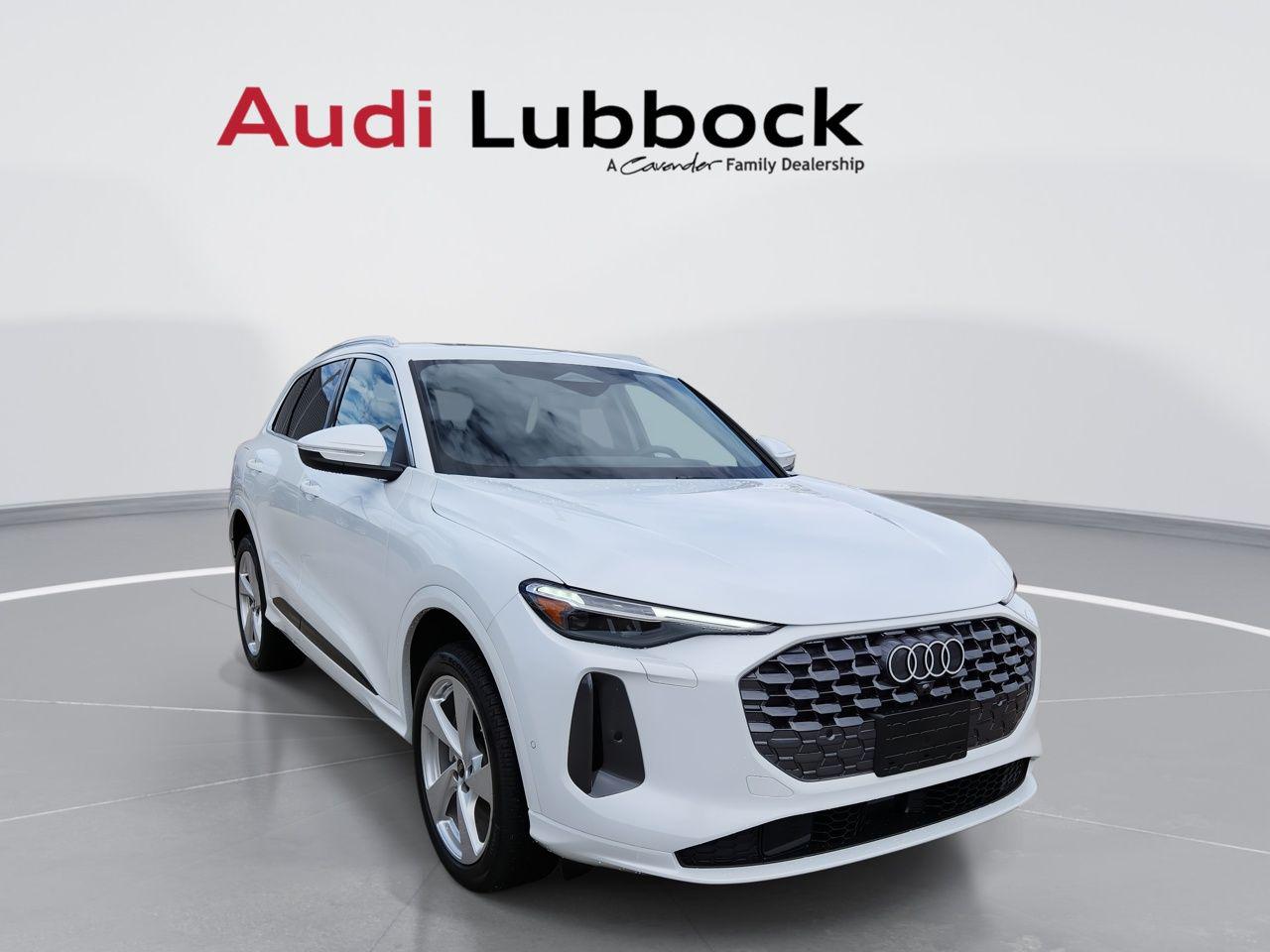 2025 Audi Q5 40 Premium Plus's photo