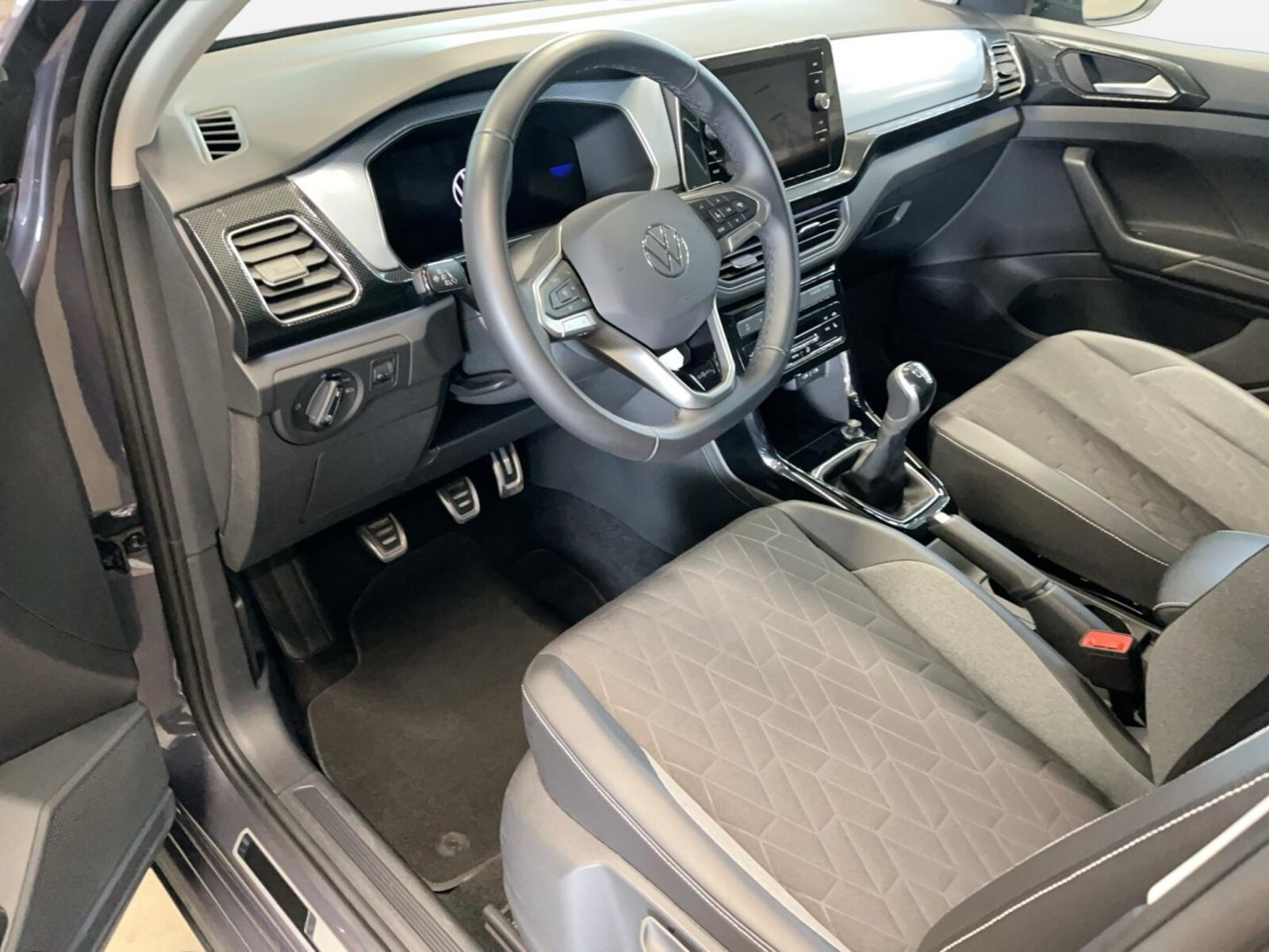 Volkswagen T-Cross – Bild 8