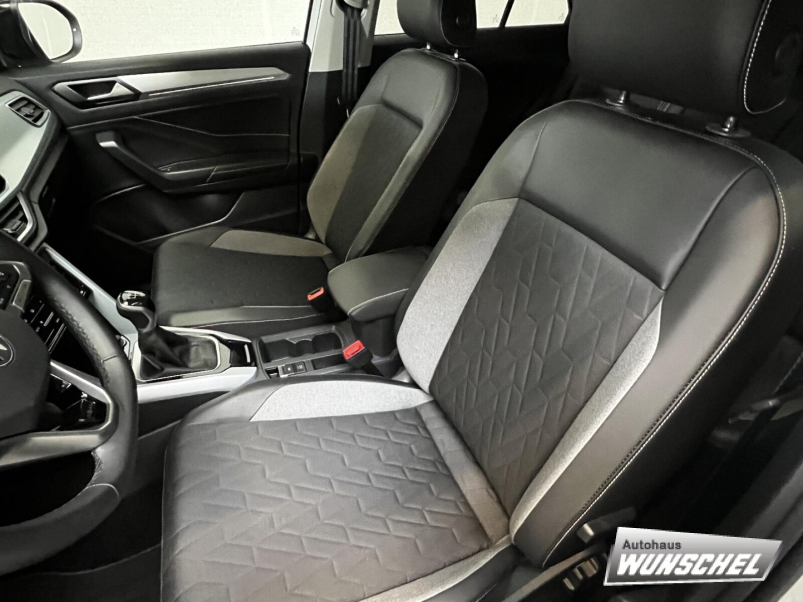 Volkswagen T-Roc – Bild 9