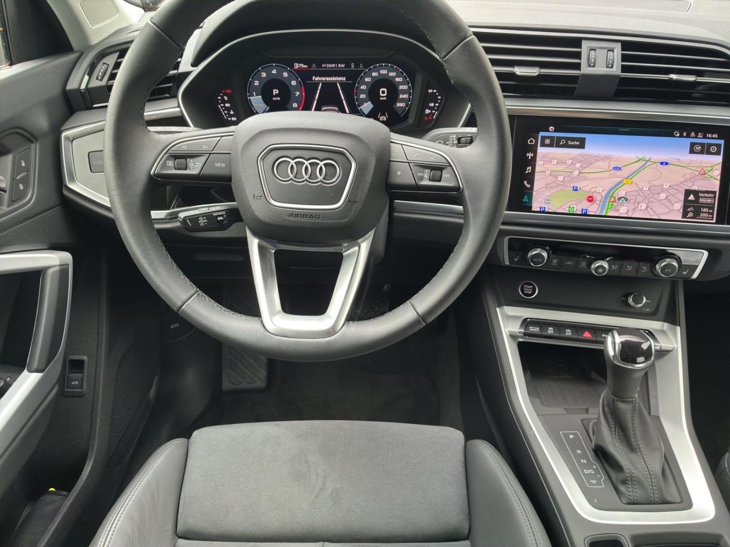 Bild über Audi Q3 Sportback S line 35 TFSI S tronic - für weitere Informationen kontaktieren Sie den Audi Partner