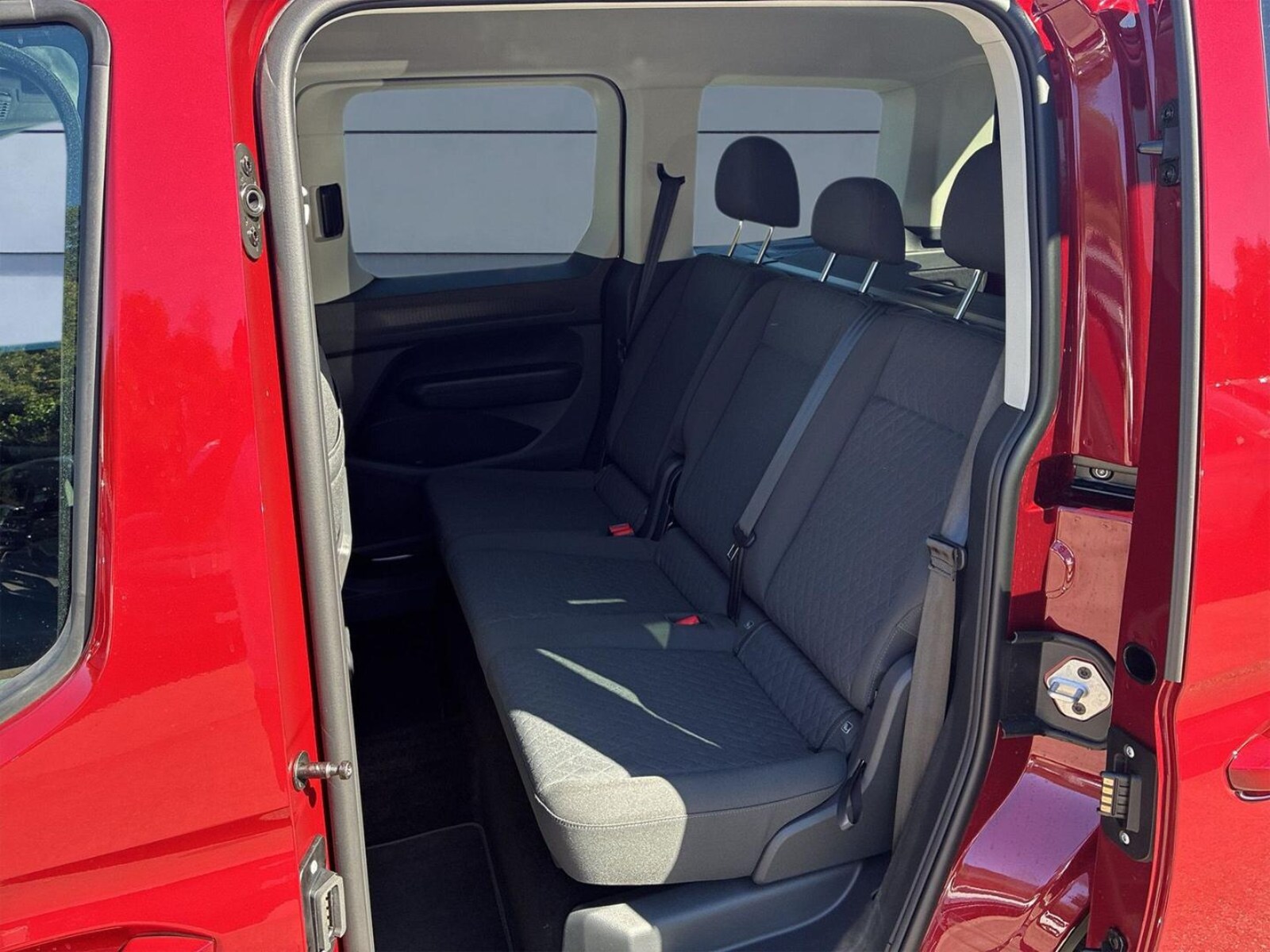 Volkswagen Caddy – Bild 10