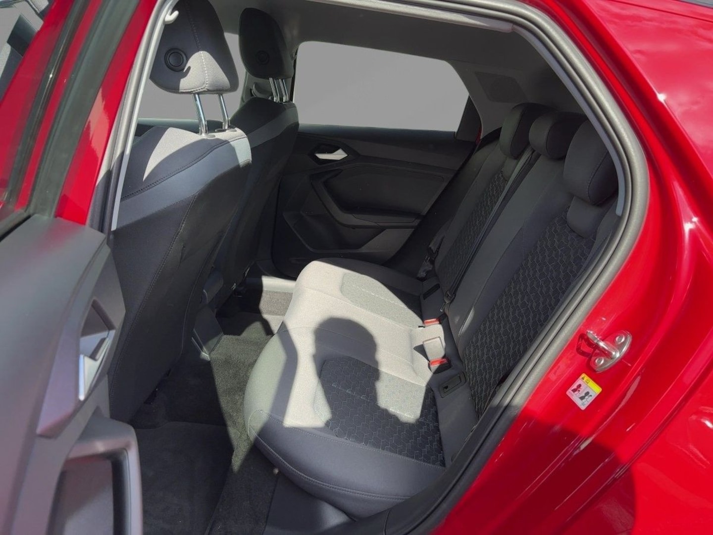 Bild über Audi A1 Sportback advanced 30 TFSI S tronic - für weitere Informationen kontaktieren Sie den Audi Partner