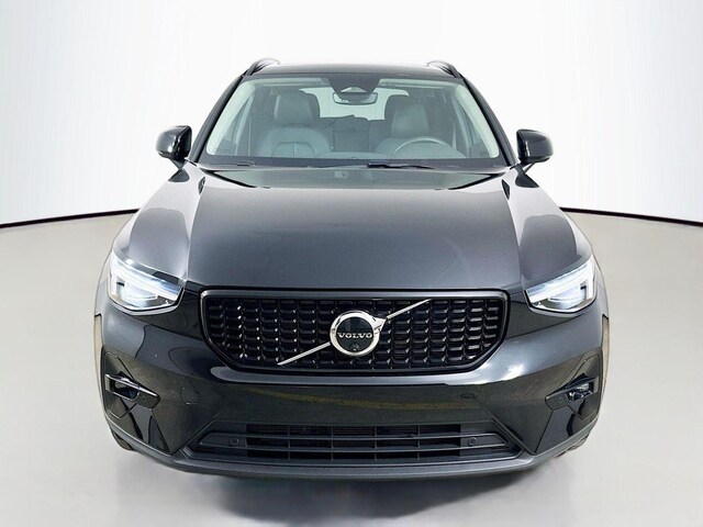 2026 Volvo XC40