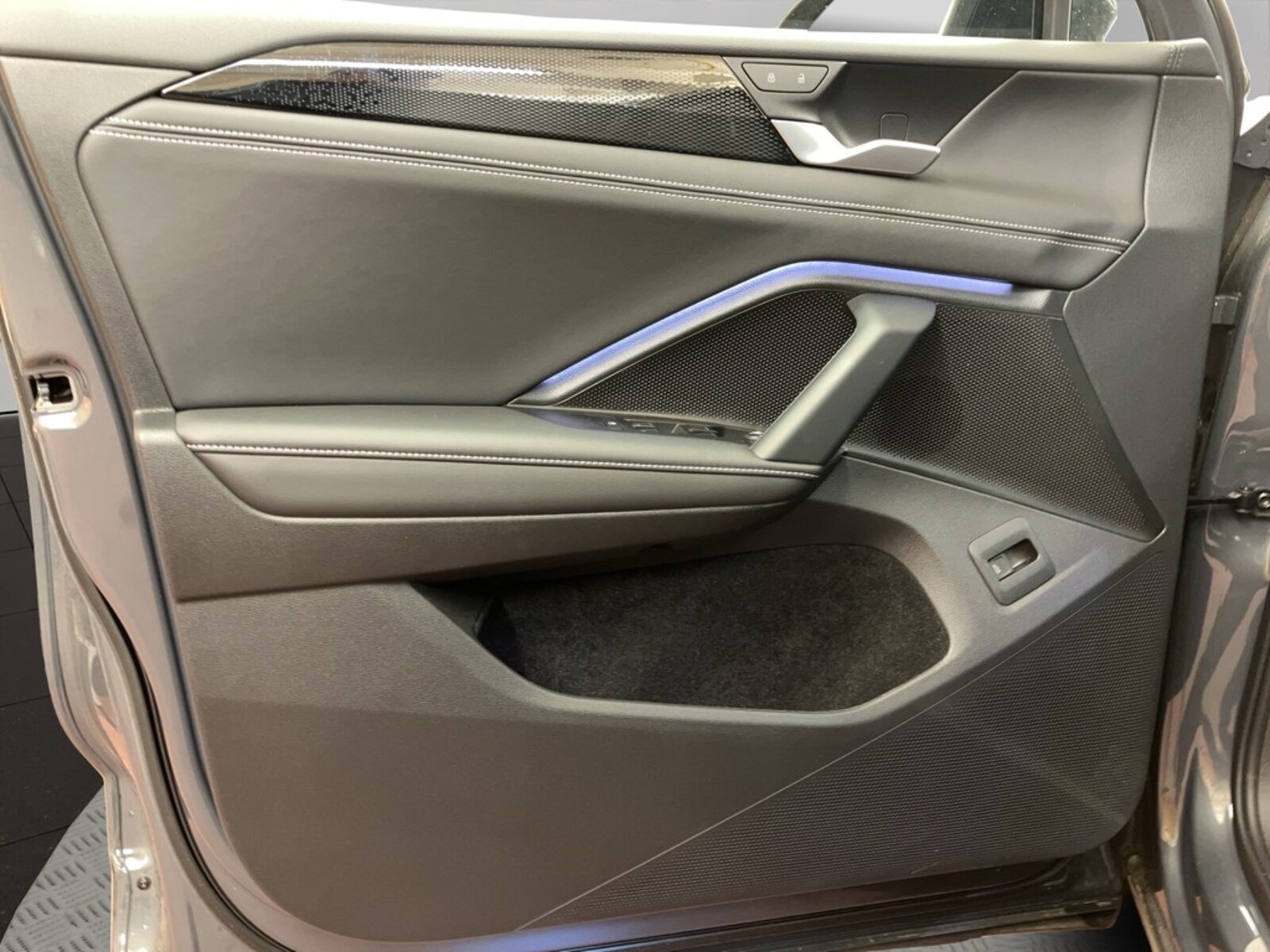 Volkswagen Tiguan – Bild 9