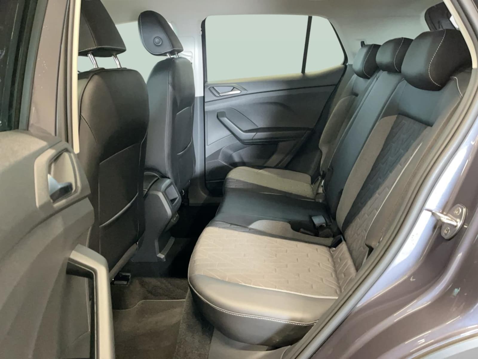 Volkswagen T-Cross – Bild 11