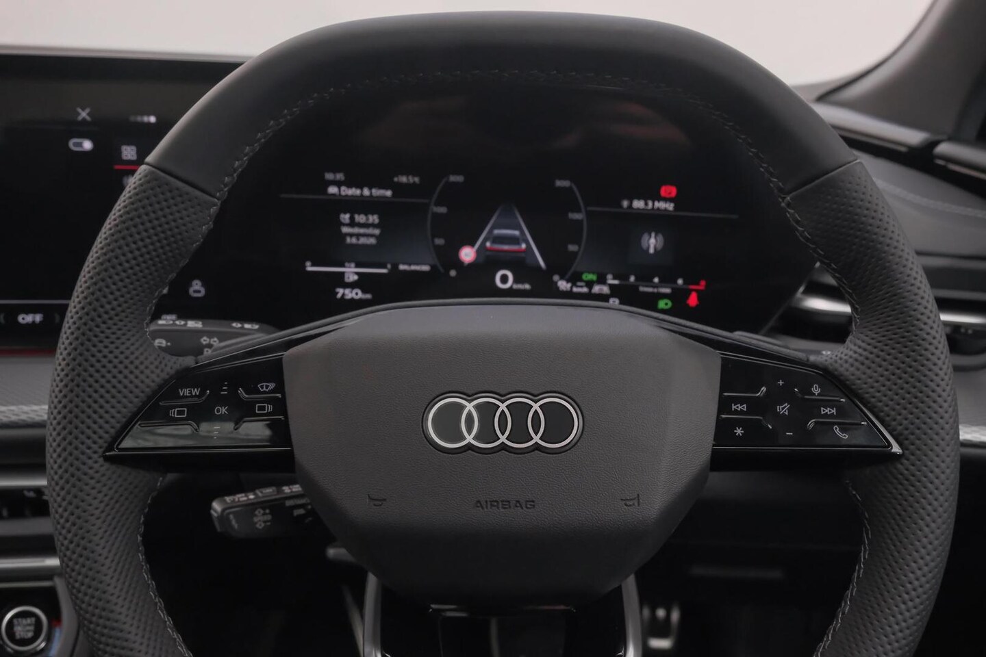 Image about Audi Q5 SUV TFSI quattro 200 kW sport