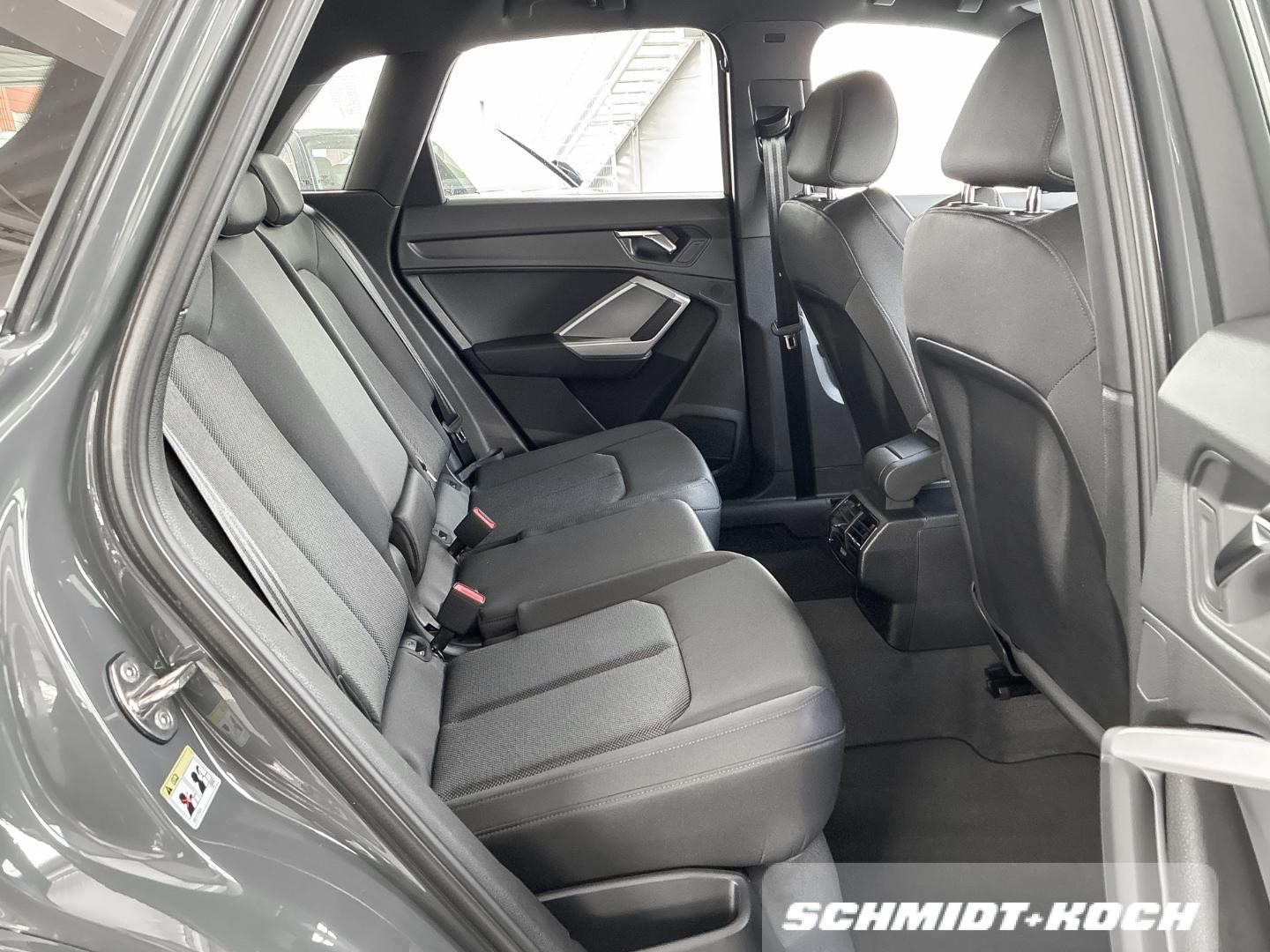 Bild über Audi Q3 TFSI 110 kW S tronic - für weitere Informationen kontaktieren Sie den Audi Partner