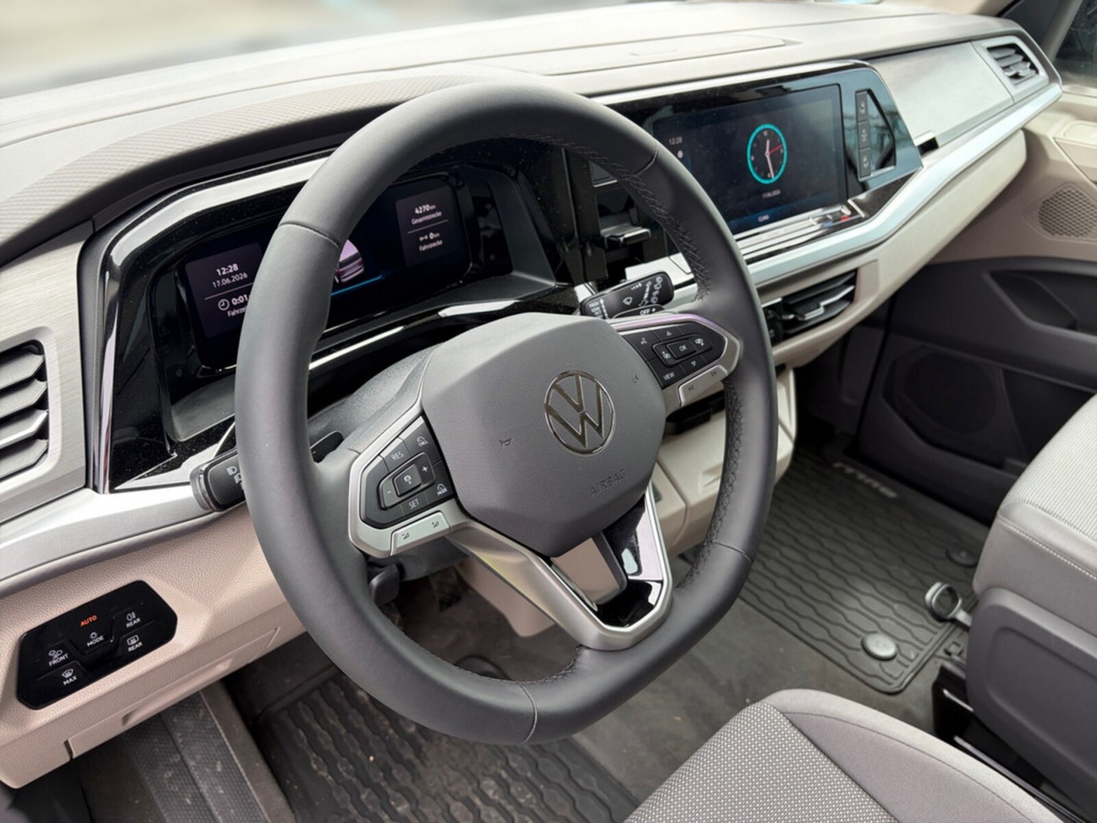 Volkswagen Multivan – Bild 10