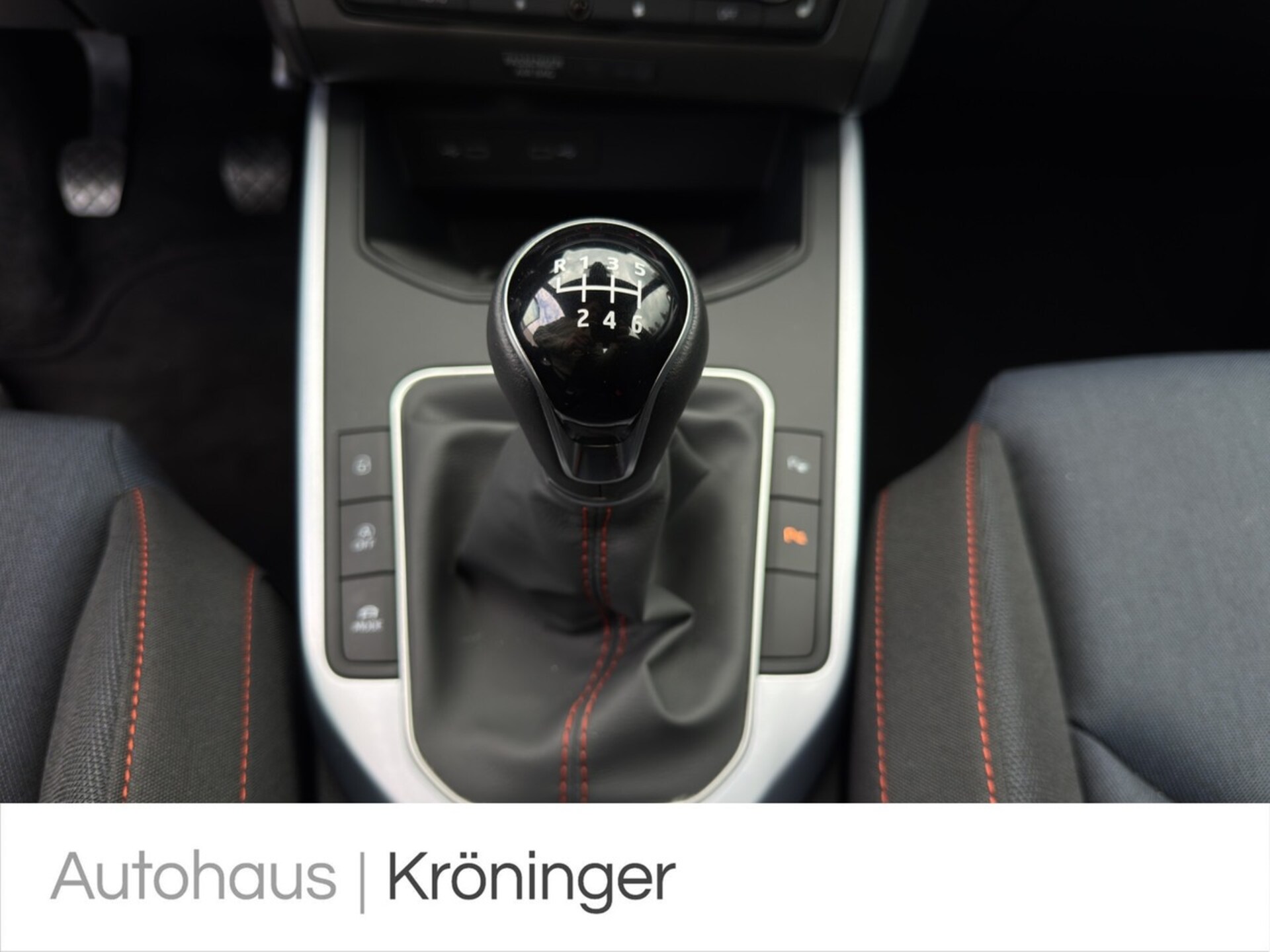 SEAT Arona FR