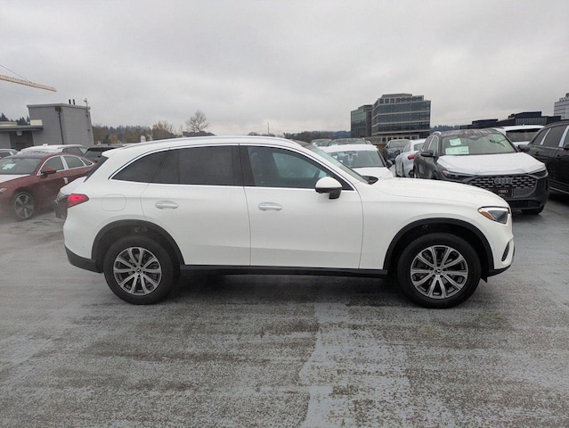 2026 Mercedes-Benz GLC Base - Photo 4