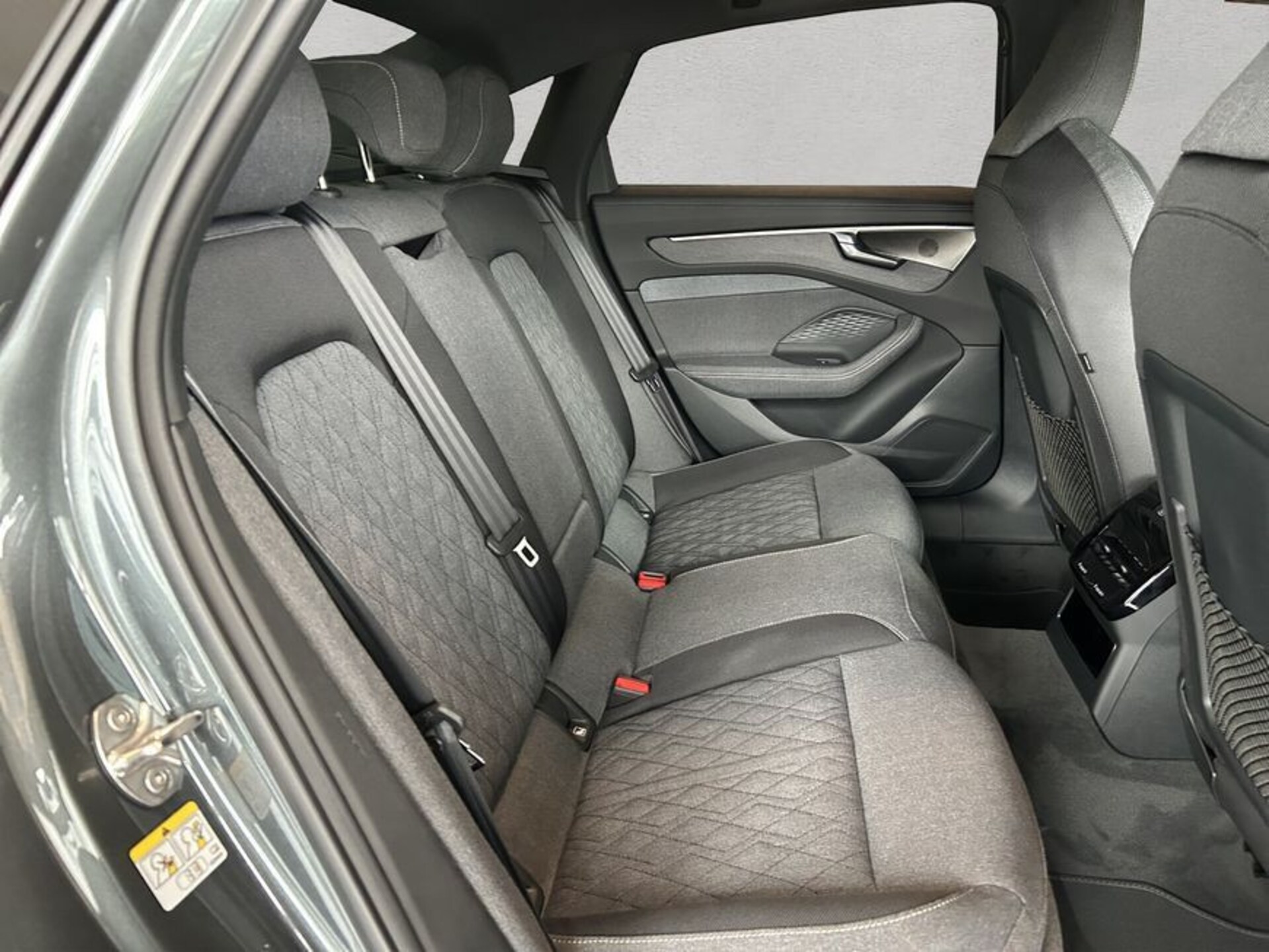 Audi A6 Limousine e-hybrid edition one