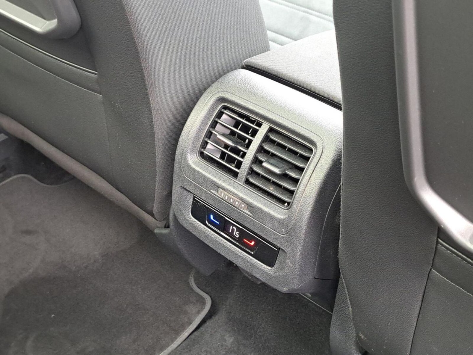 Volkswagen Touran – Bild 17