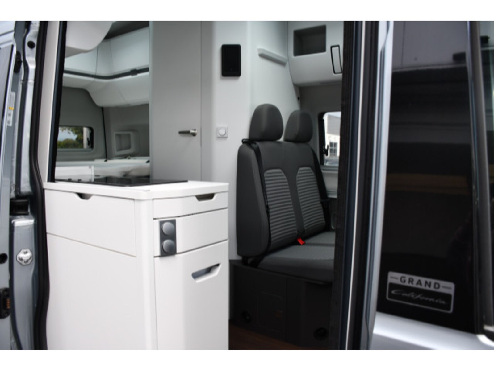 Volkswagen Grand California 600 – Bild 13