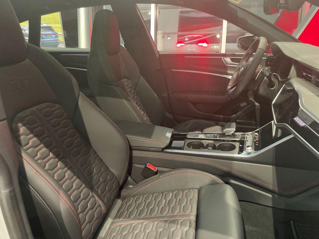 2025 Audi RS 7 Base - Photo 28