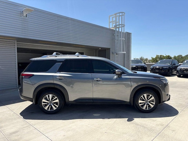 2022 Nissan Pathfinder