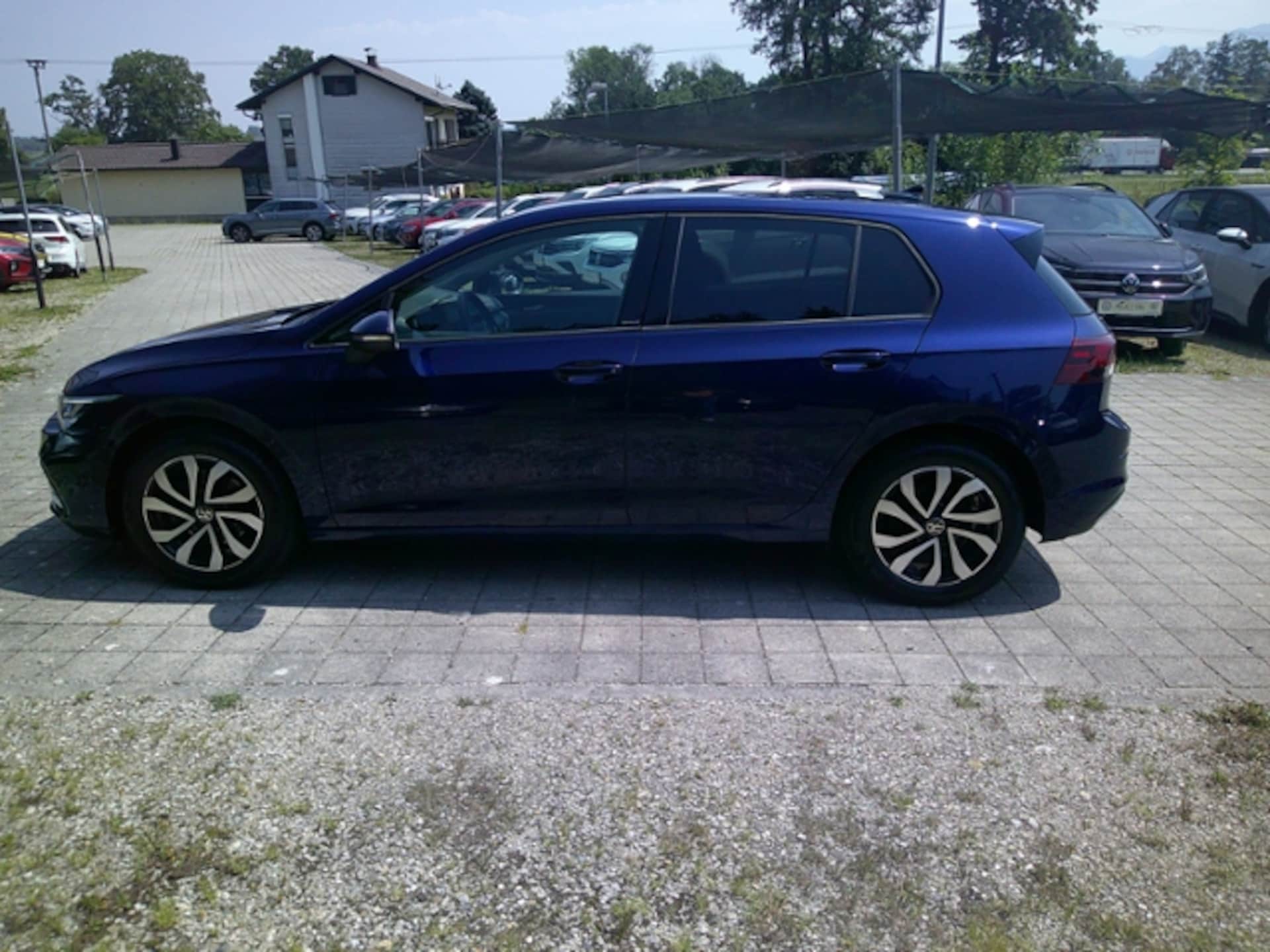 Volkswagen Golf Active