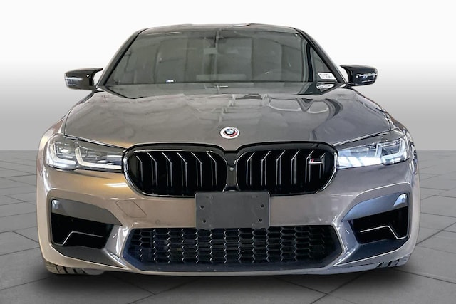 2023 BMW M5