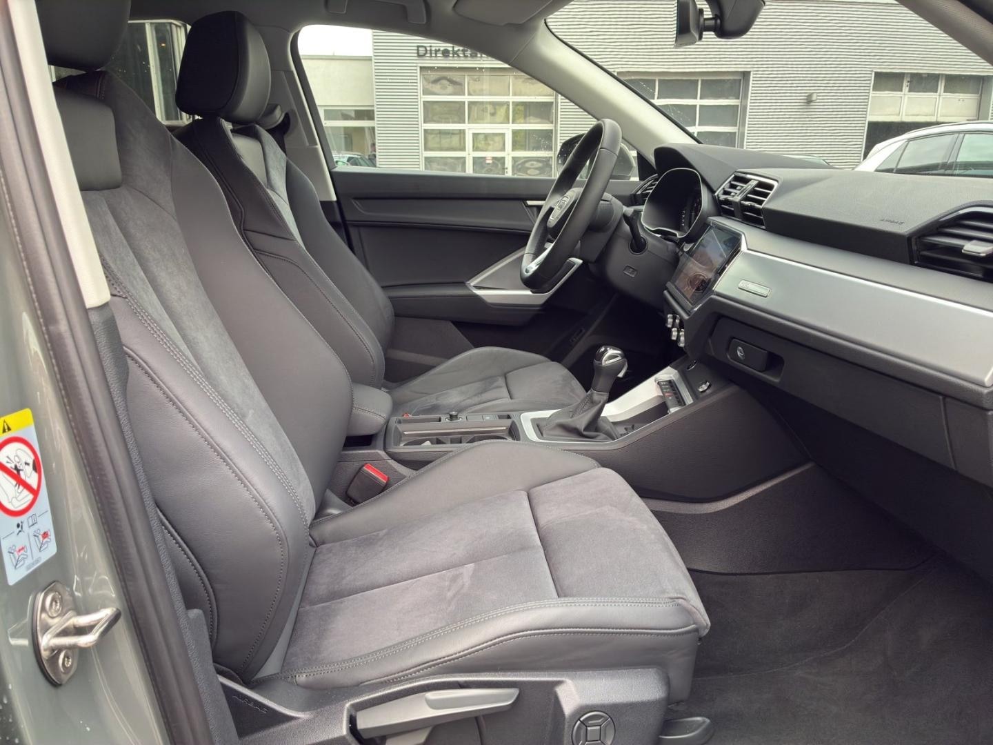 Bild über Audi Q3 Sportback S line 35 TFSI S tronic - für weitere Informationen kontaktieren Sie den Audi Partner