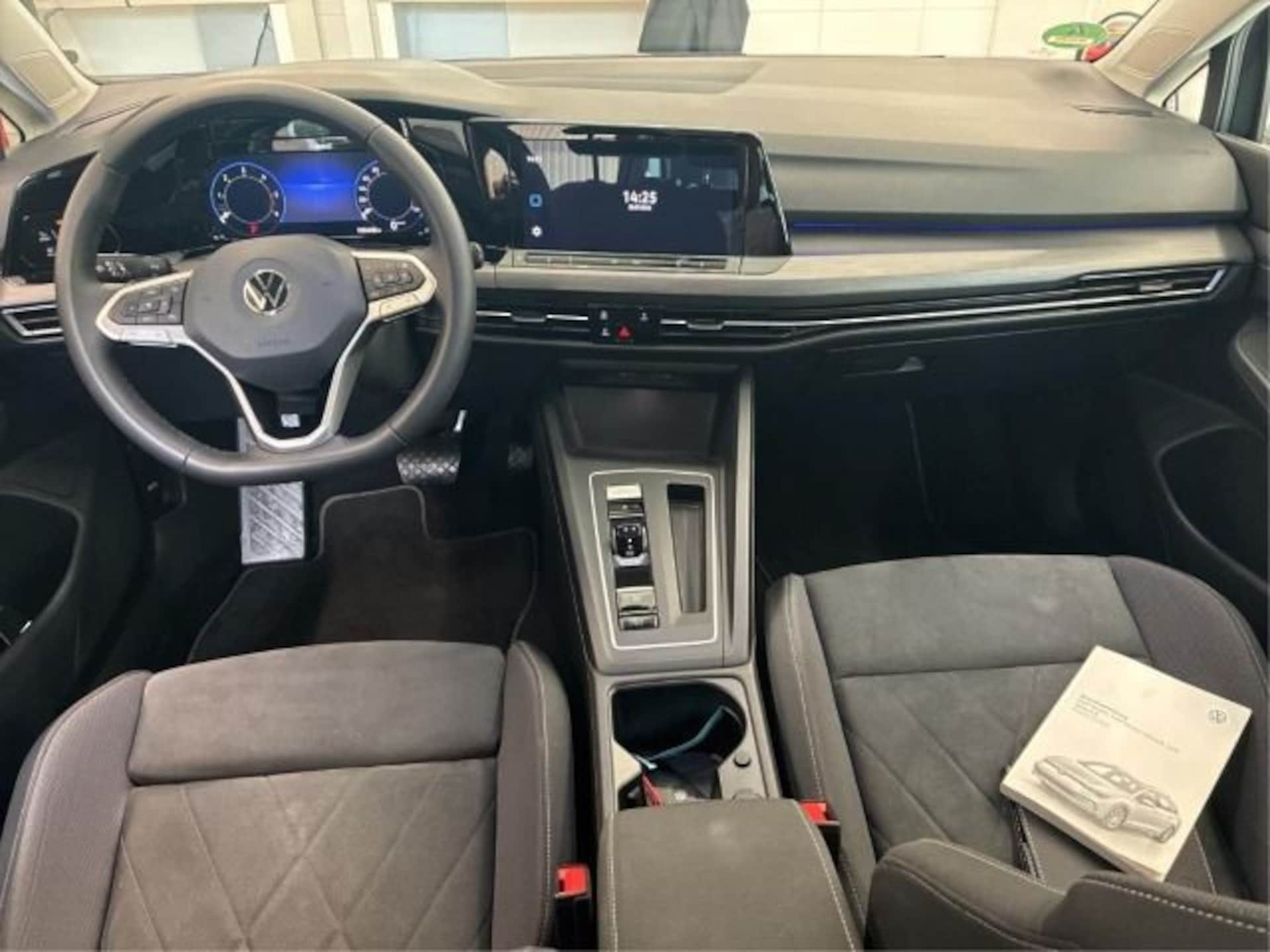 Volkswagen Golf Variant Style