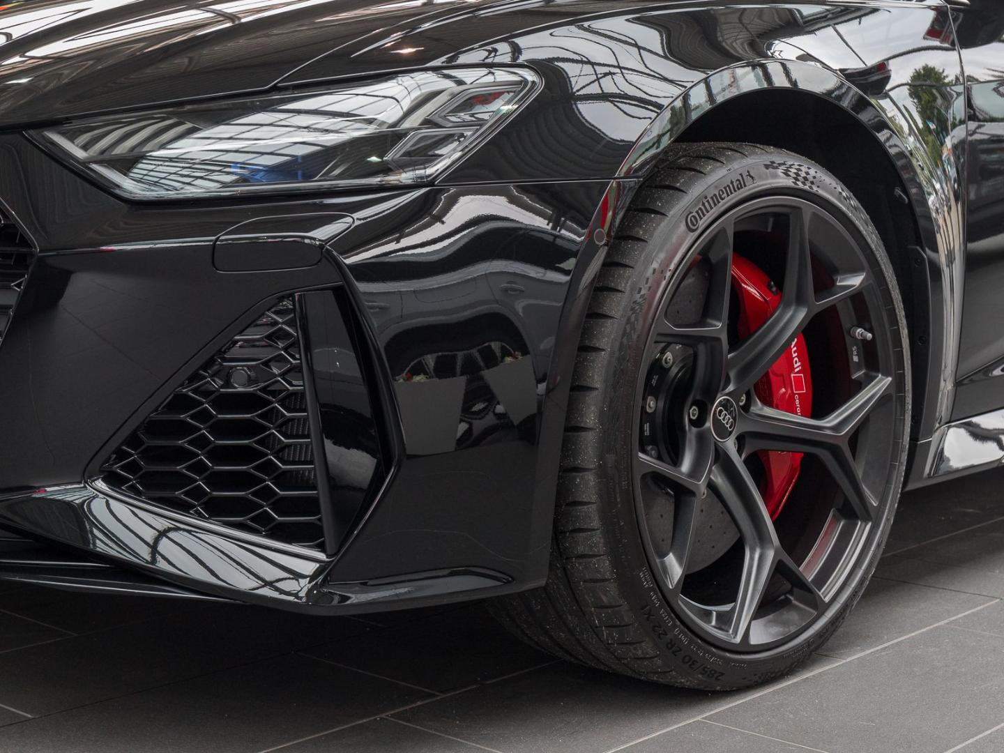 Image about Audi RS 6 Avant performance quattro tiptronic