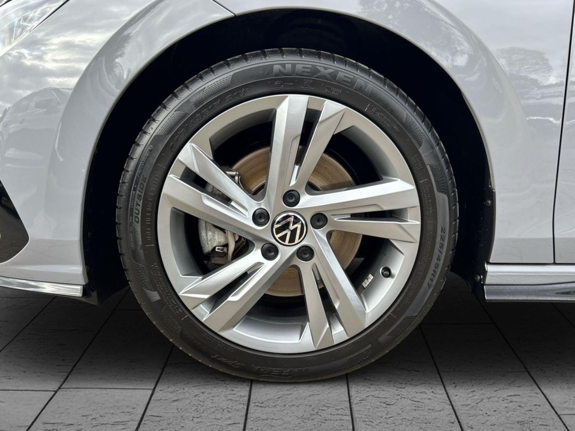 Volkswagen Golf Variant R-Line