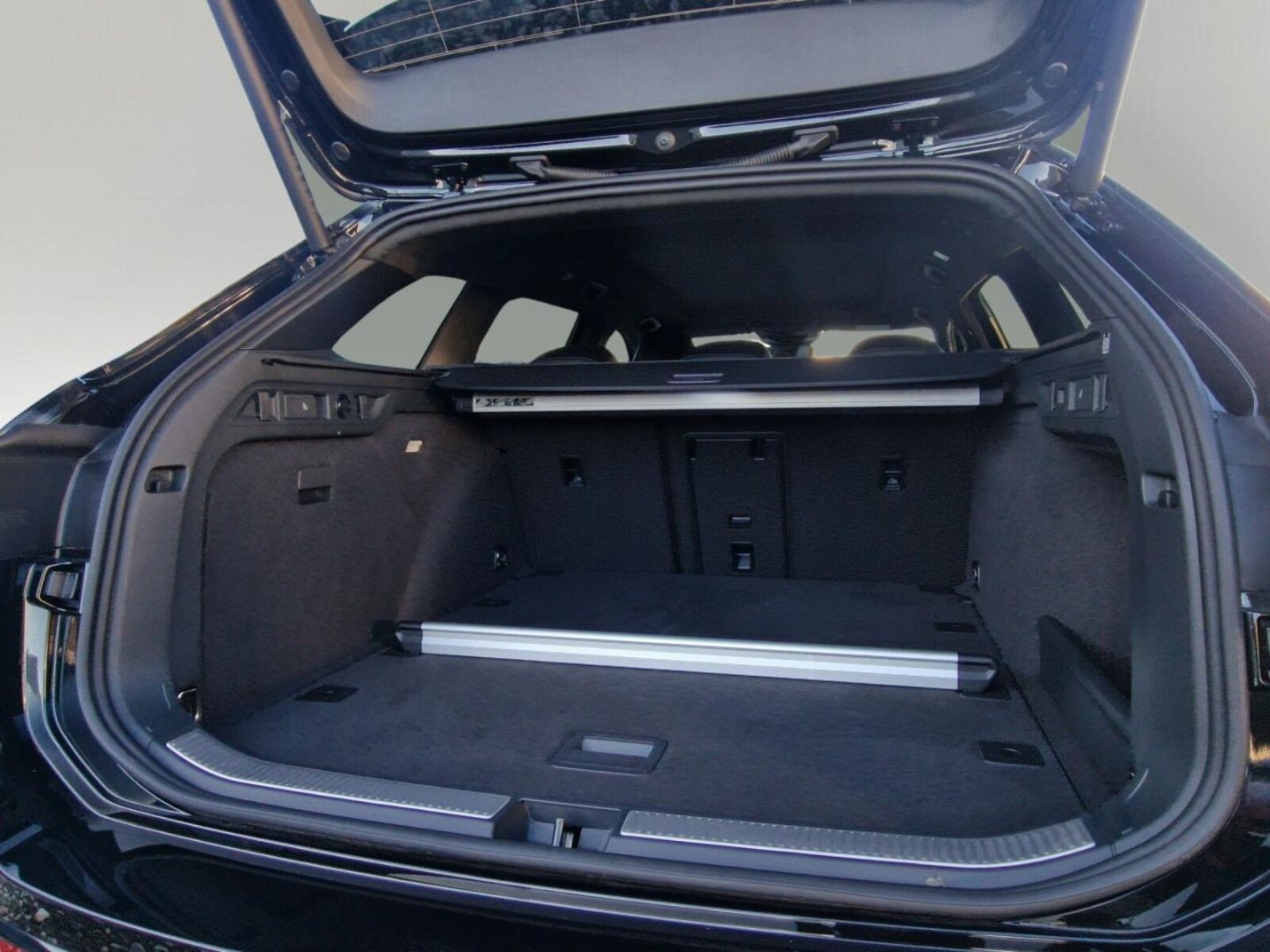 Volkswagen Passat – Bild 8