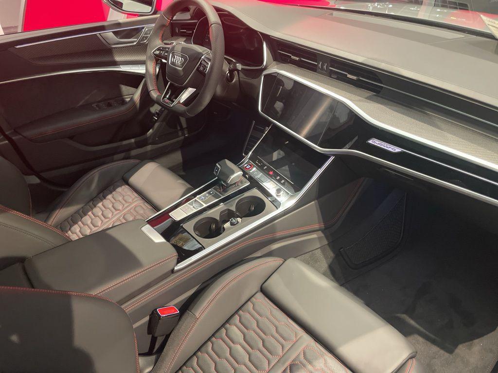 2025 Audi RS 7 Base - Photo 30