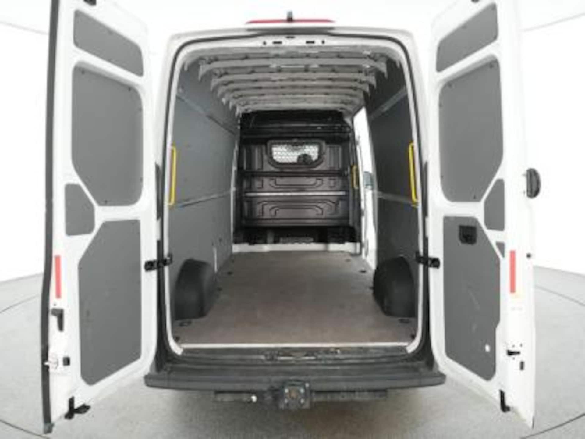 Volkswagen Crafter Kasten langer Radstand