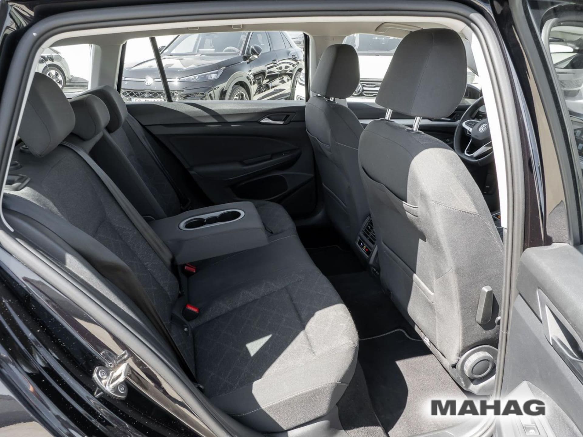 Volkswagen Golf Variant Life