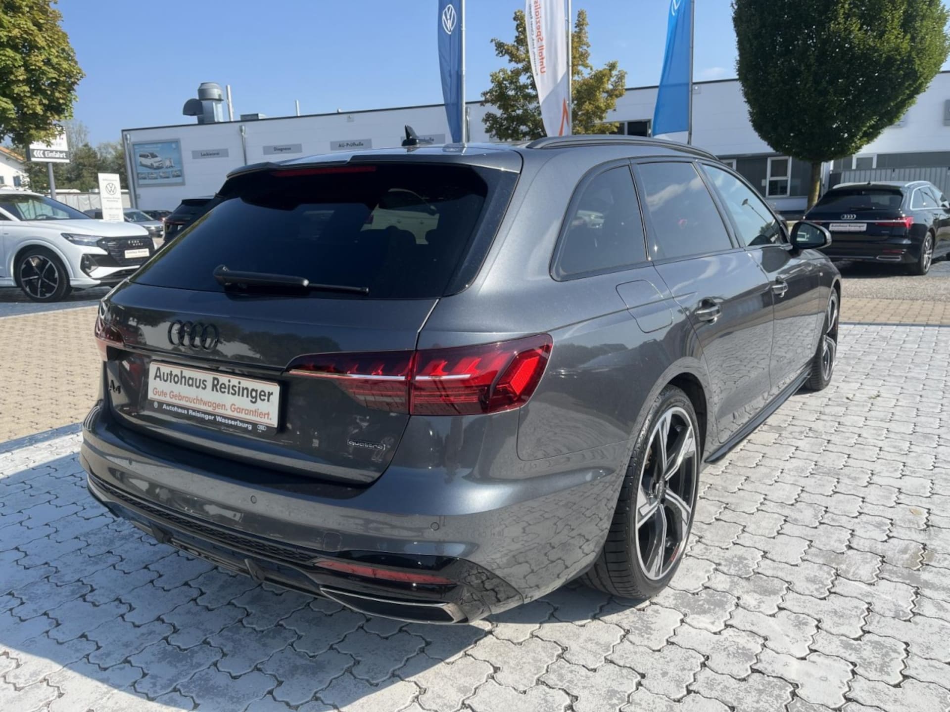 Audi A4 Avant S line