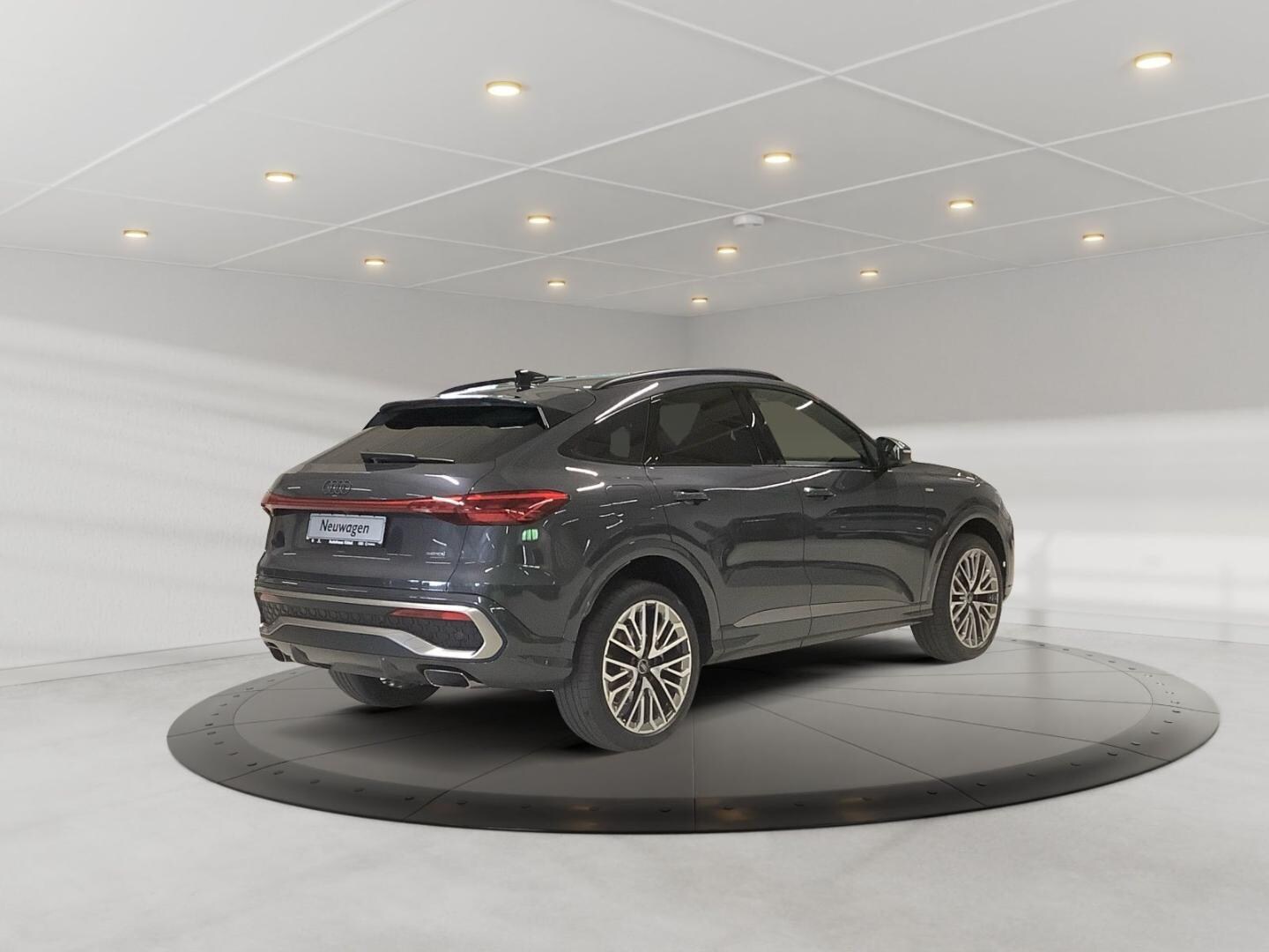 Bild über Audi Q5 Sportback TFSI quattro 150 kW S tronic - für weitere Informationen kontaktieren Sie den Audi Partner
