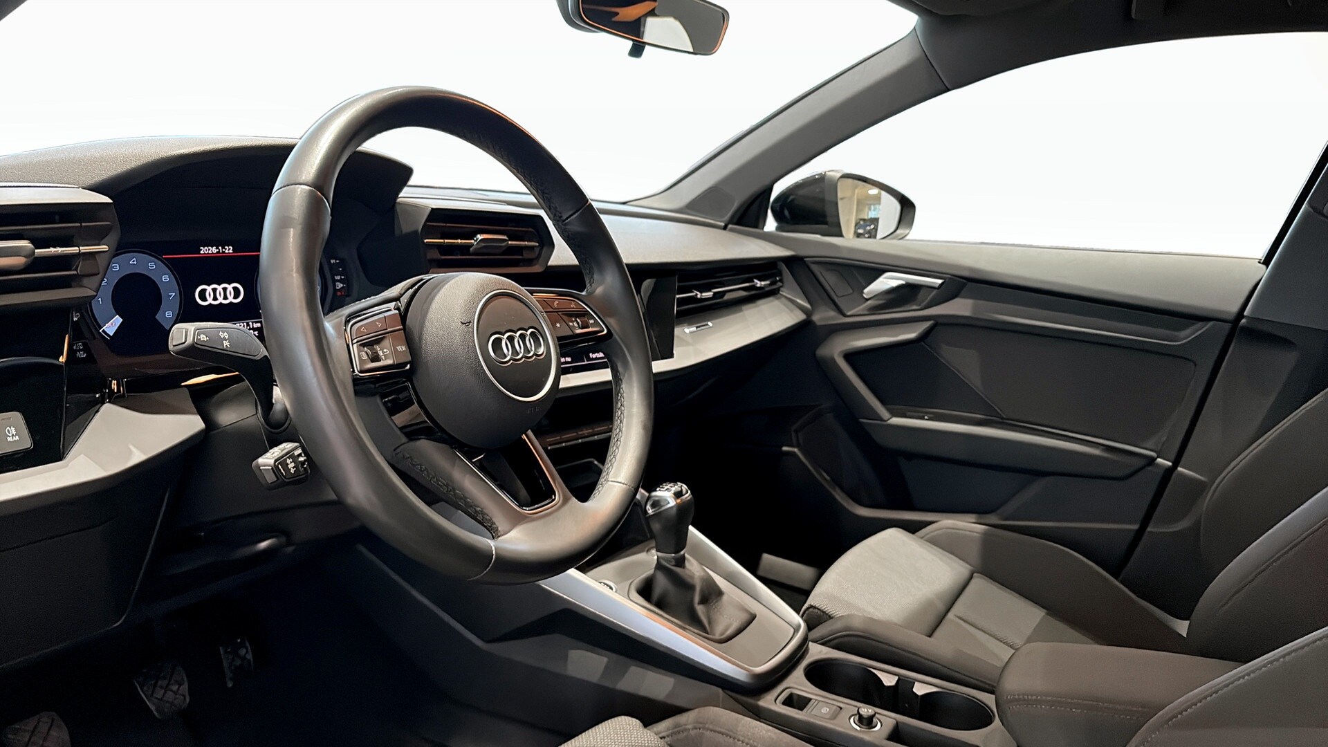 Bild som visar&nbsp;Audi A3 Sportback&nbsp;A3 Sportback 35 TFSI Proline 150 hk 6-växlad - för mer information kontakta din Audi Partner