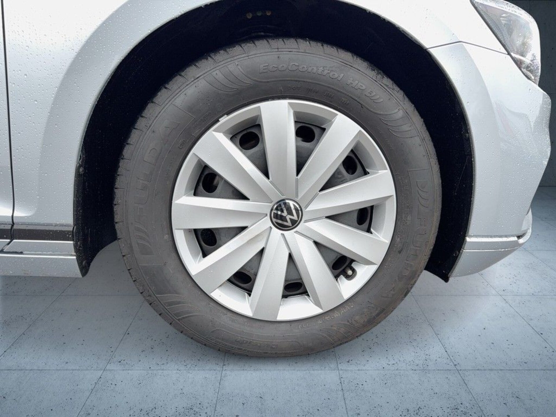 Volkswagen Passat Variant Basis-Modell