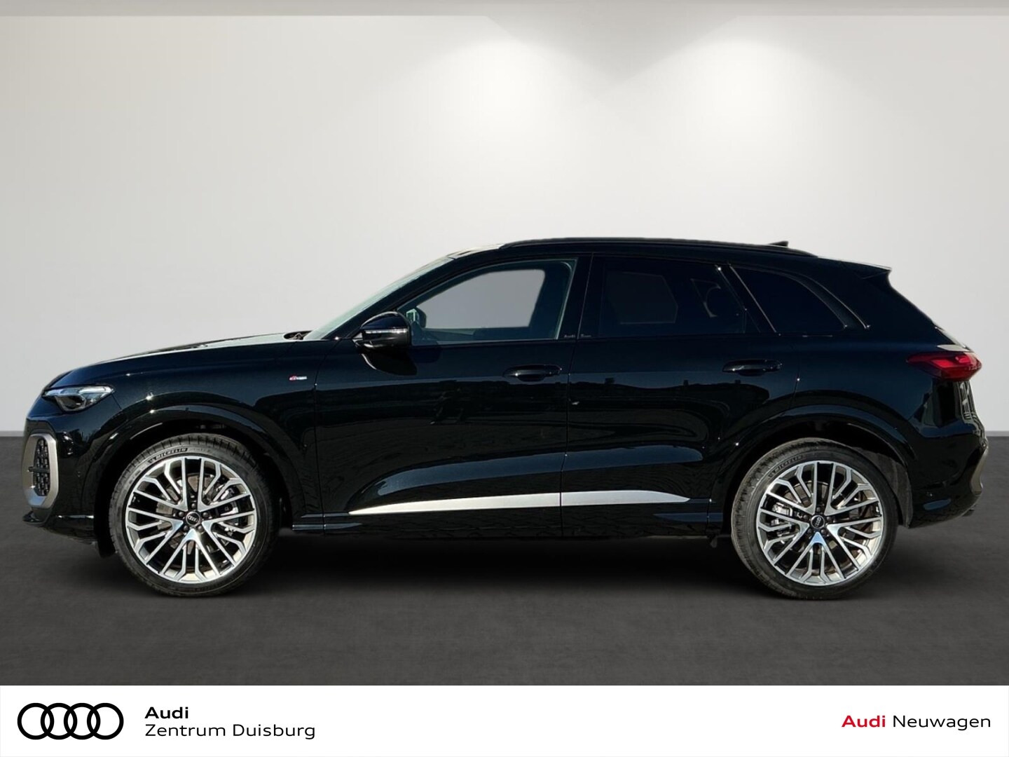 Bild über Audi Q5 SUV TDI quattro 150 kW S tronic - für weitere Informationen kontaktieren Sie den Audi Partner