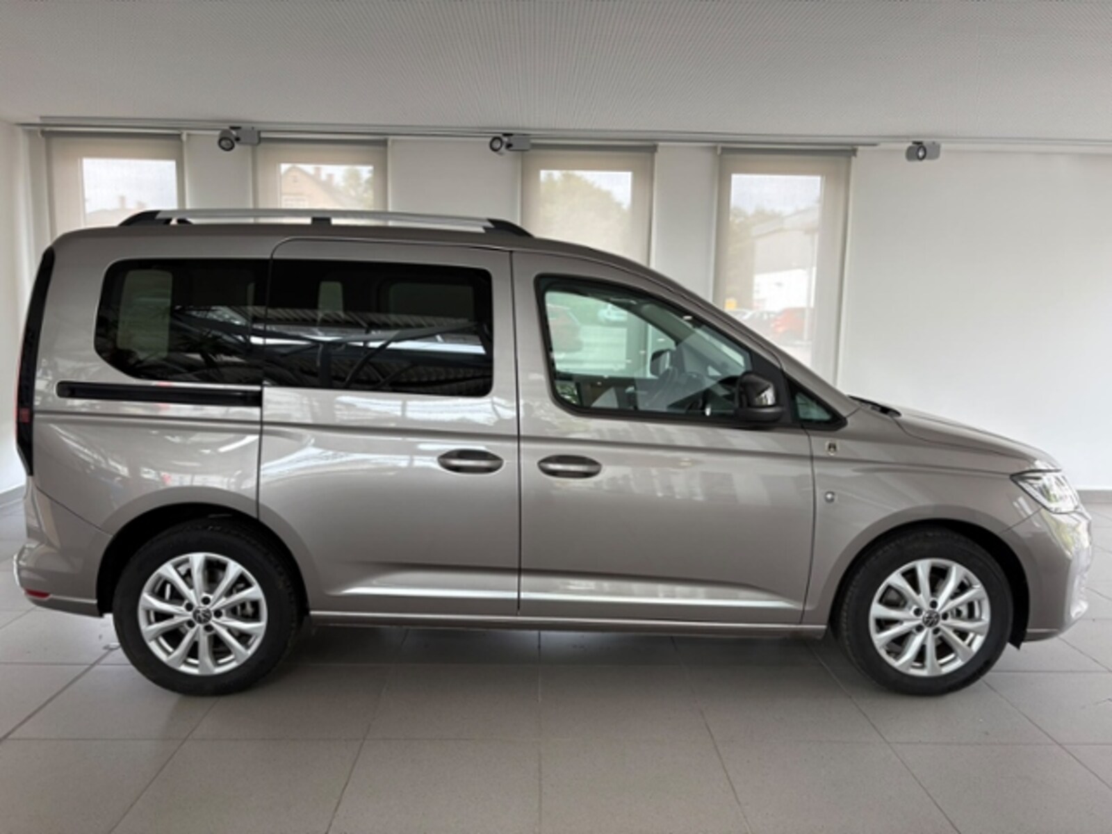 Volkswagen Caddy – Bild 6