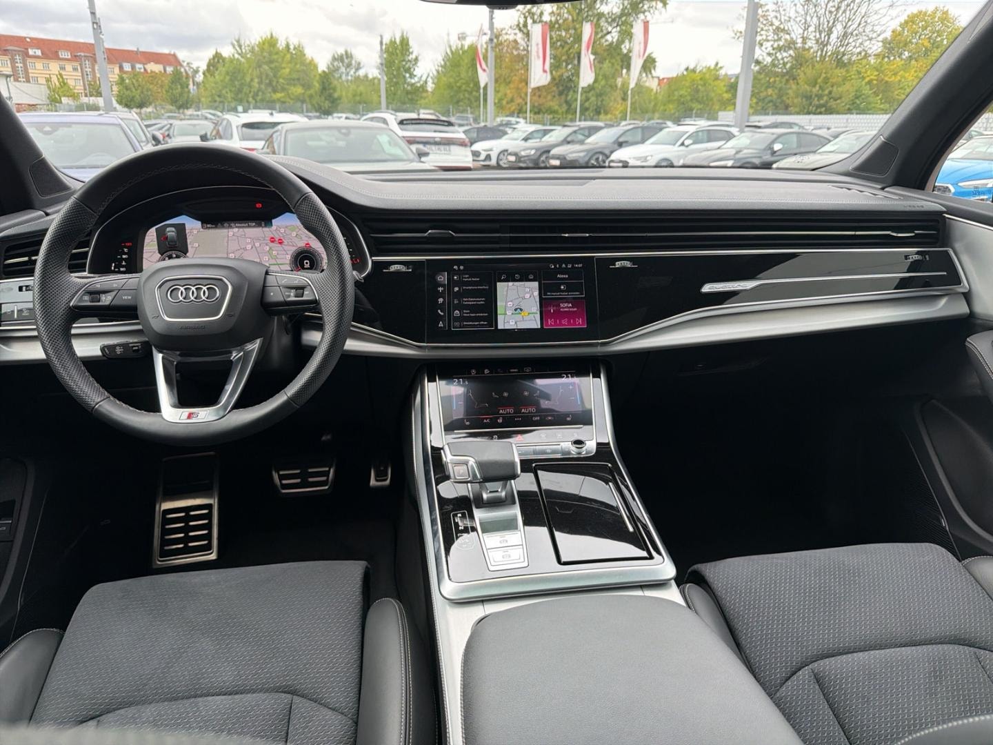 Bild über Audi Q7 SUV S line 50 TDI quattro tiptronic - für weitere Informationen kontaktieren Sie den Audi Partner