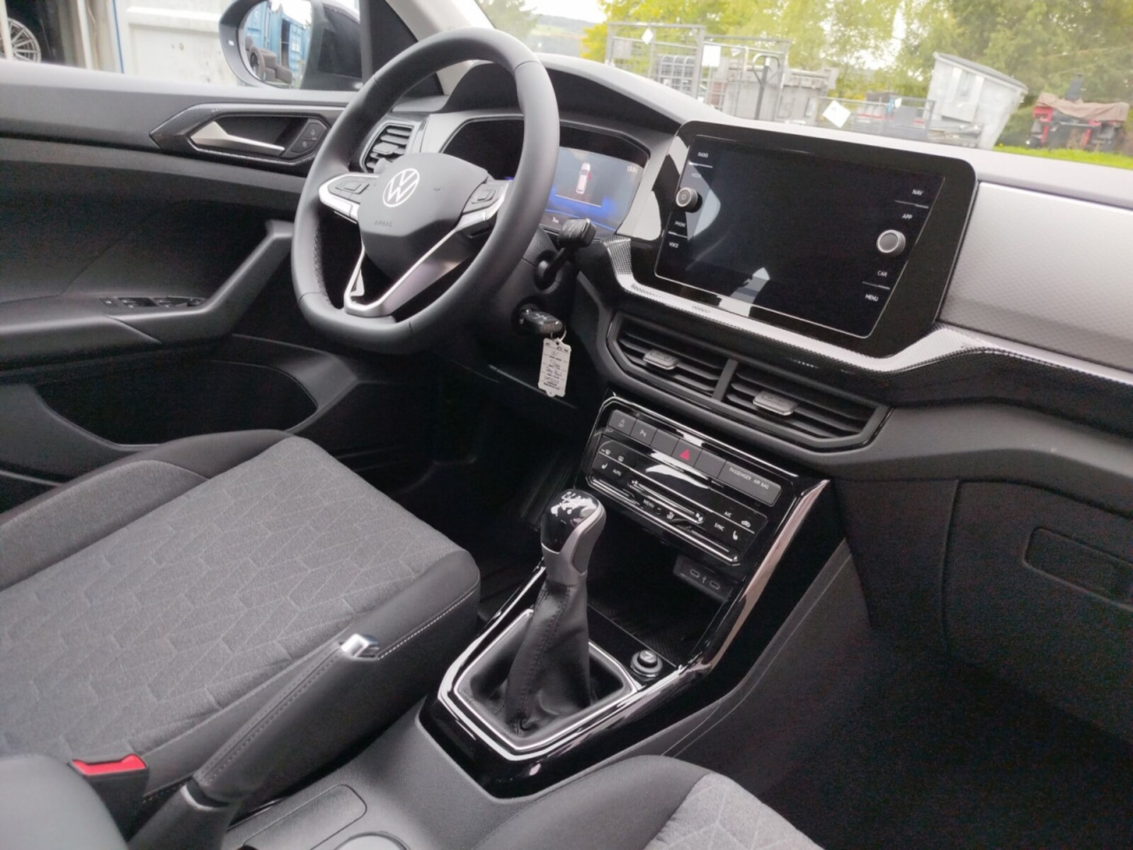 Volkswagen T-Cross – Bild 12