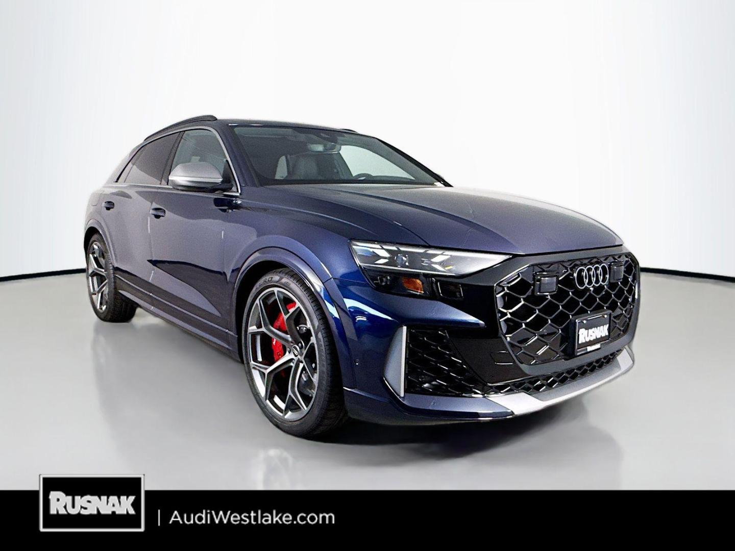 2025 Audi RS Q8 -'s photo