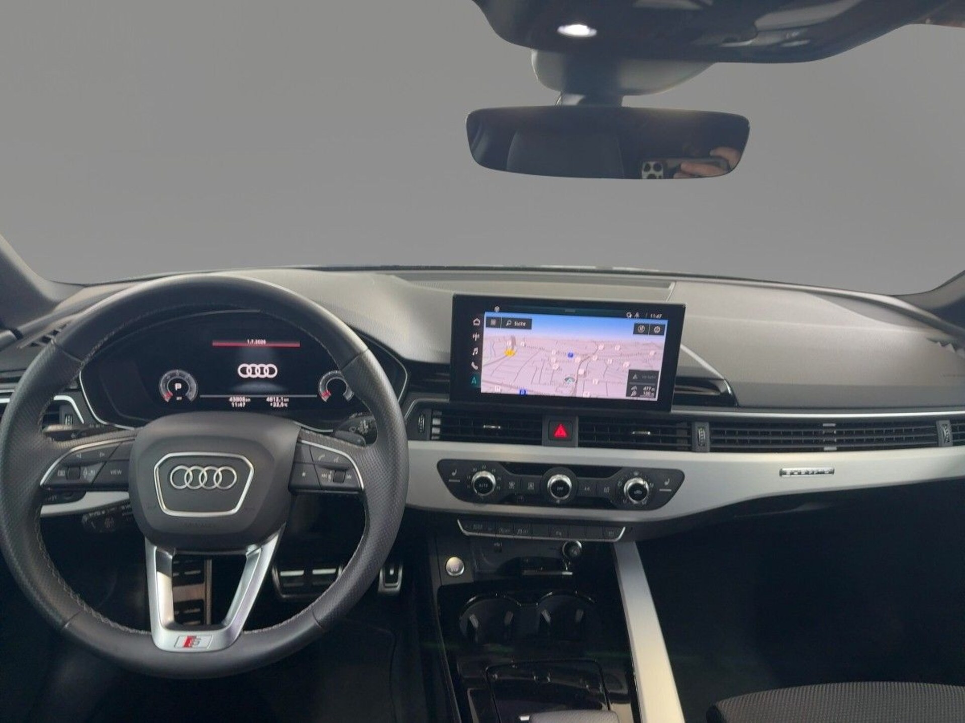 Audi A4 Avant S line