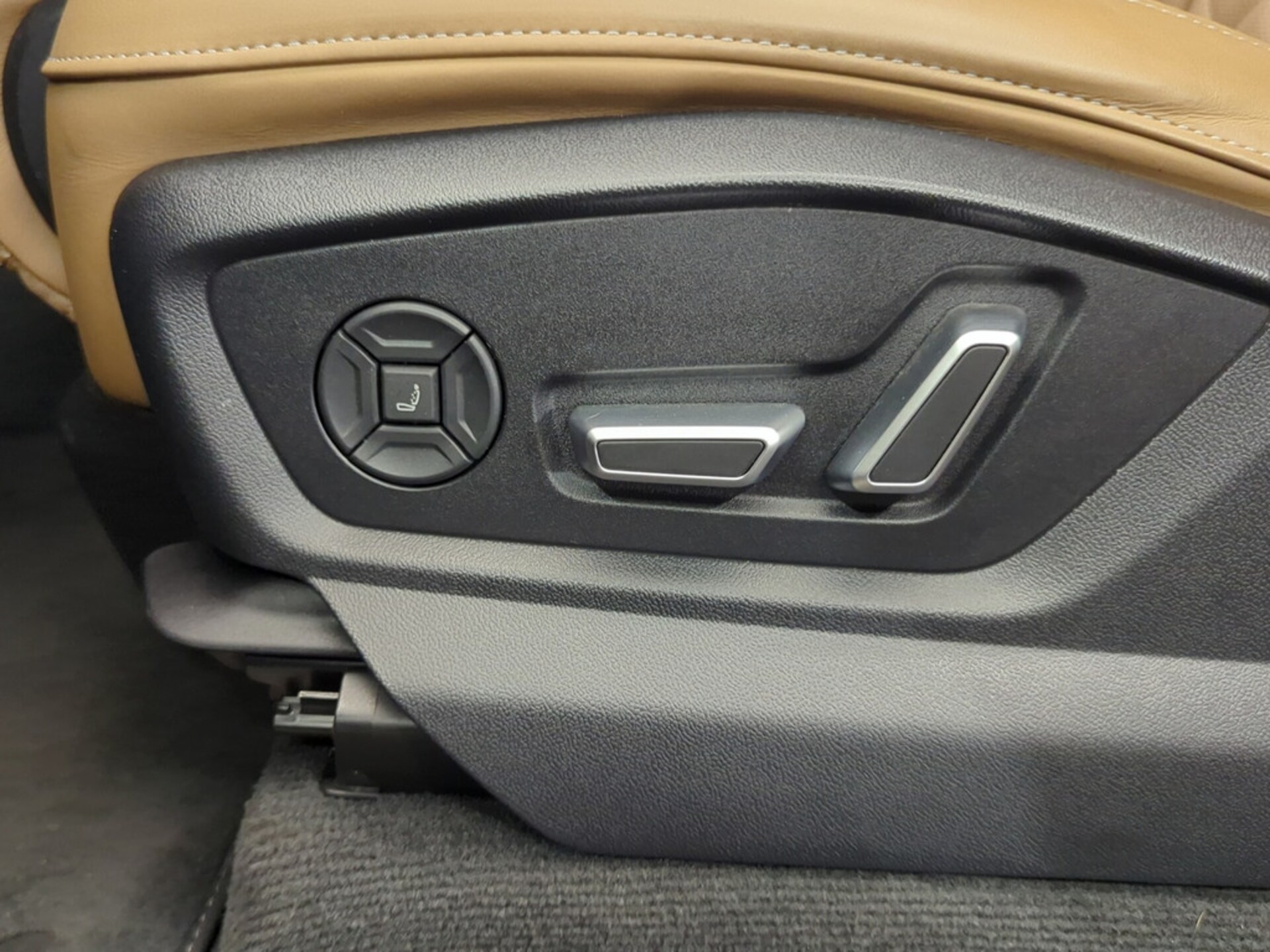 Audi SQ7 SUV