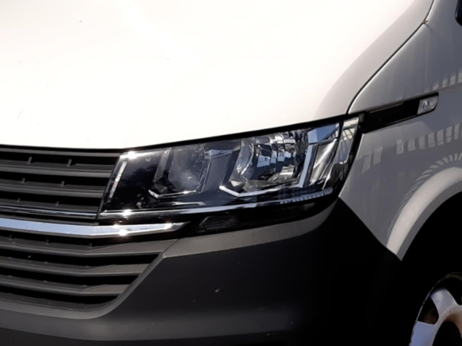 Volkswagen T6.1 Transporter Kasten langer Radstand – Bild 5