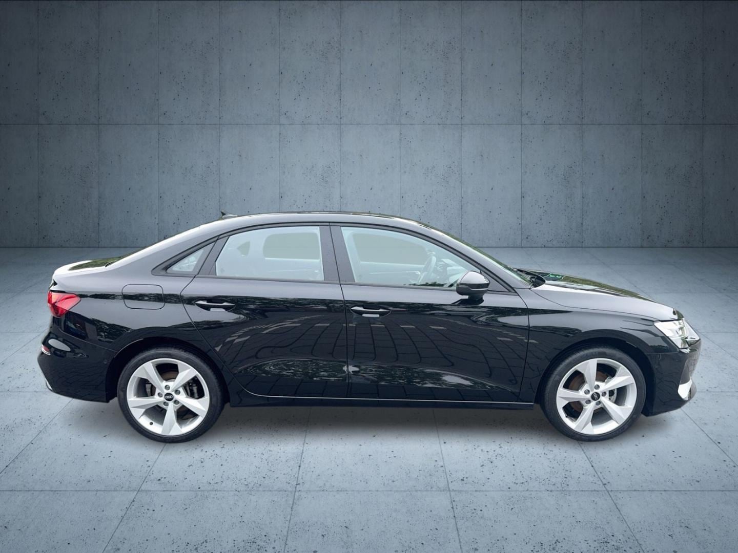 Bild über Audi A3 Limousine TFSI 110 kW S tronic - für weitere Informationen kontaktieren Sie den Audi Partner