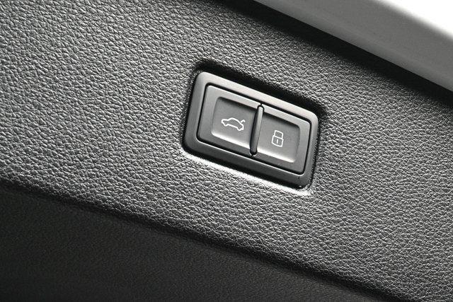 2025 Audi Q7 Premium Plus - Photo 30