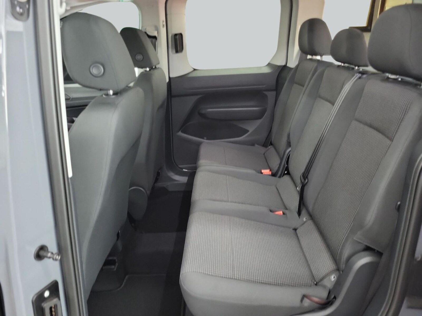 Volkswagen Caddy – Bild 11